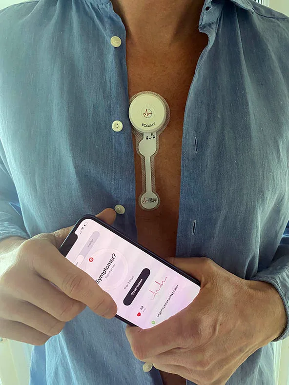 pasient med ecg på brystet